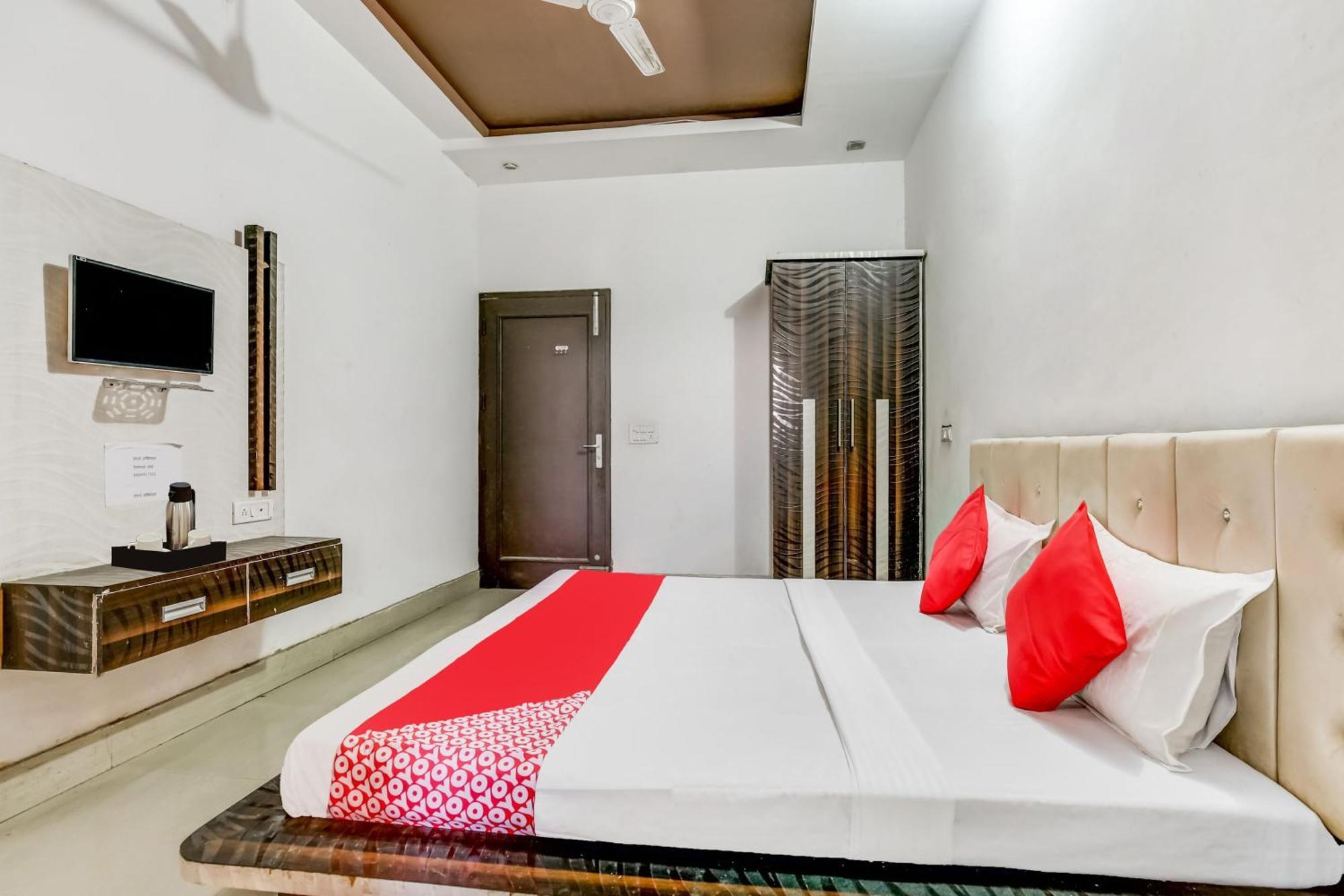 Flagship Hotel Big Boss Kurukshetra Экстерьер фото