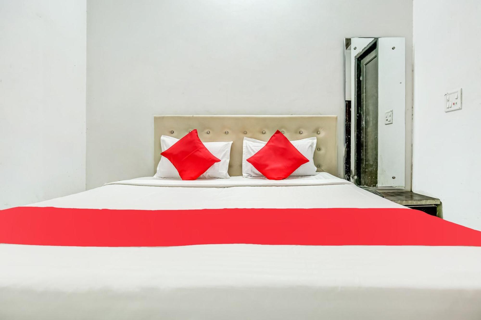 Flagship Hotel Big Boss Kurukshetra Экстерьер фото